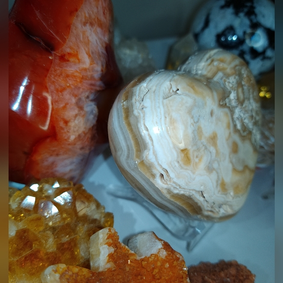 🌼 Huge White Onyx Heart 🌼 - Picture 5 of 5